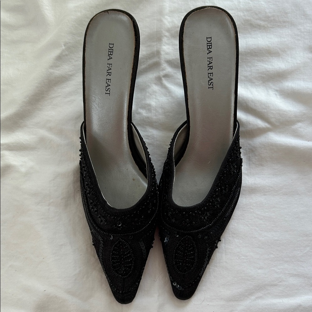 Women's Black Beaded Pointed-Toe Mules